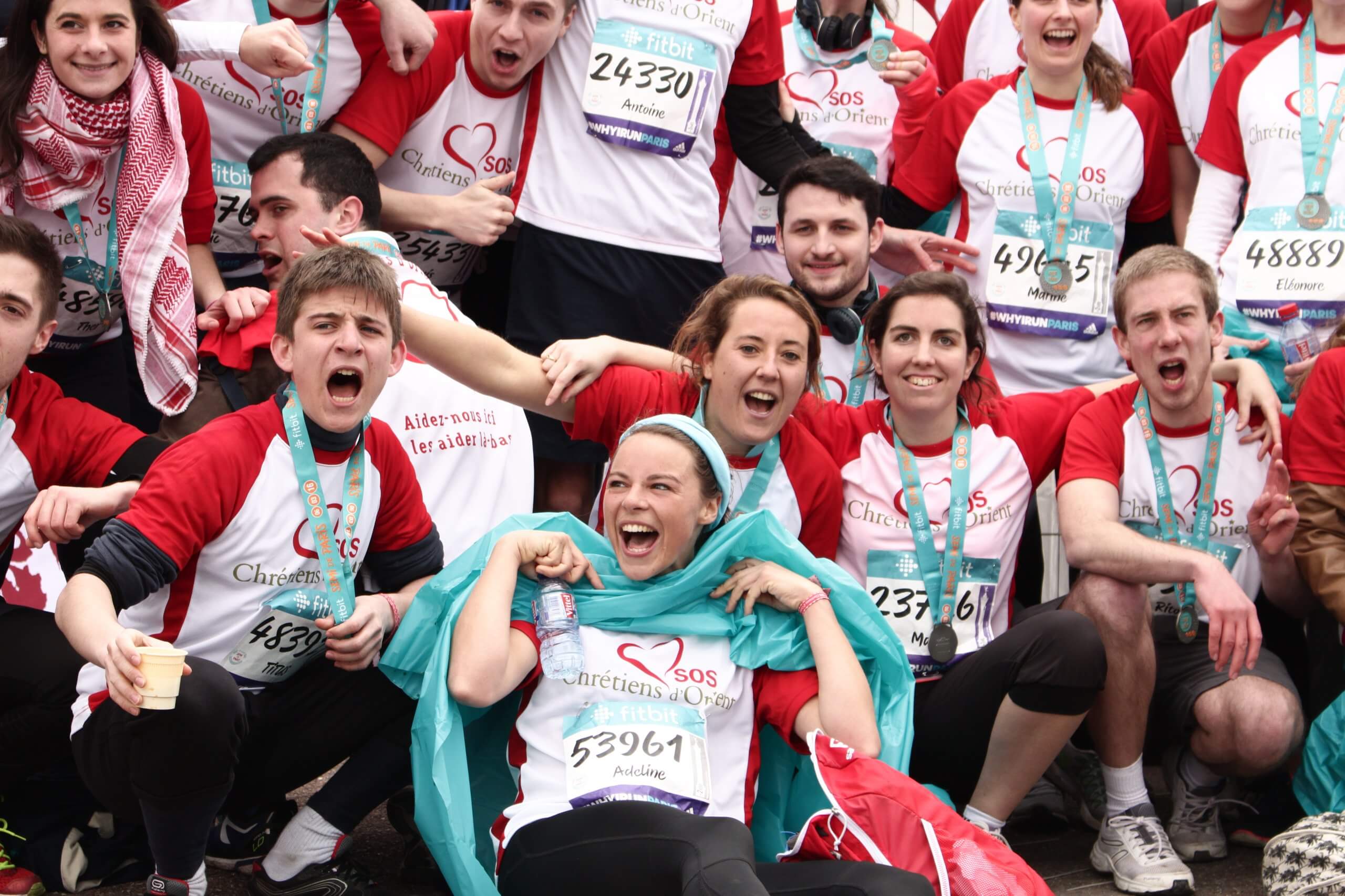 1300 runners participate in the Paris half-marathon under the colours of SOS Chrétiens d'Orient.