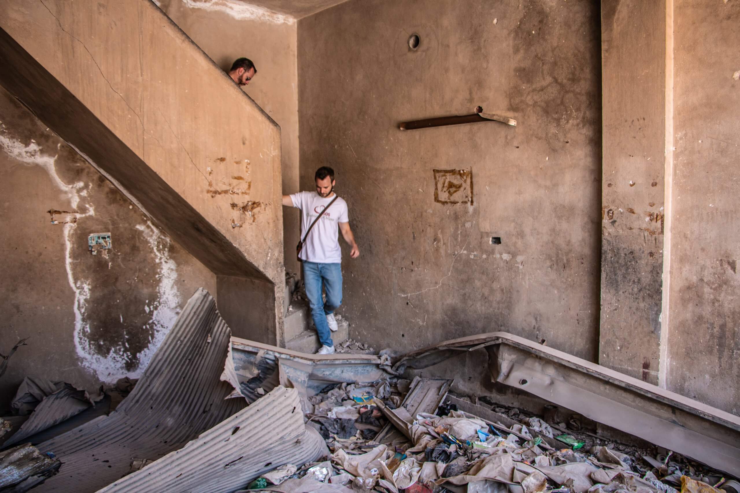 Reconstruction of 33 shops in Aleppo begins