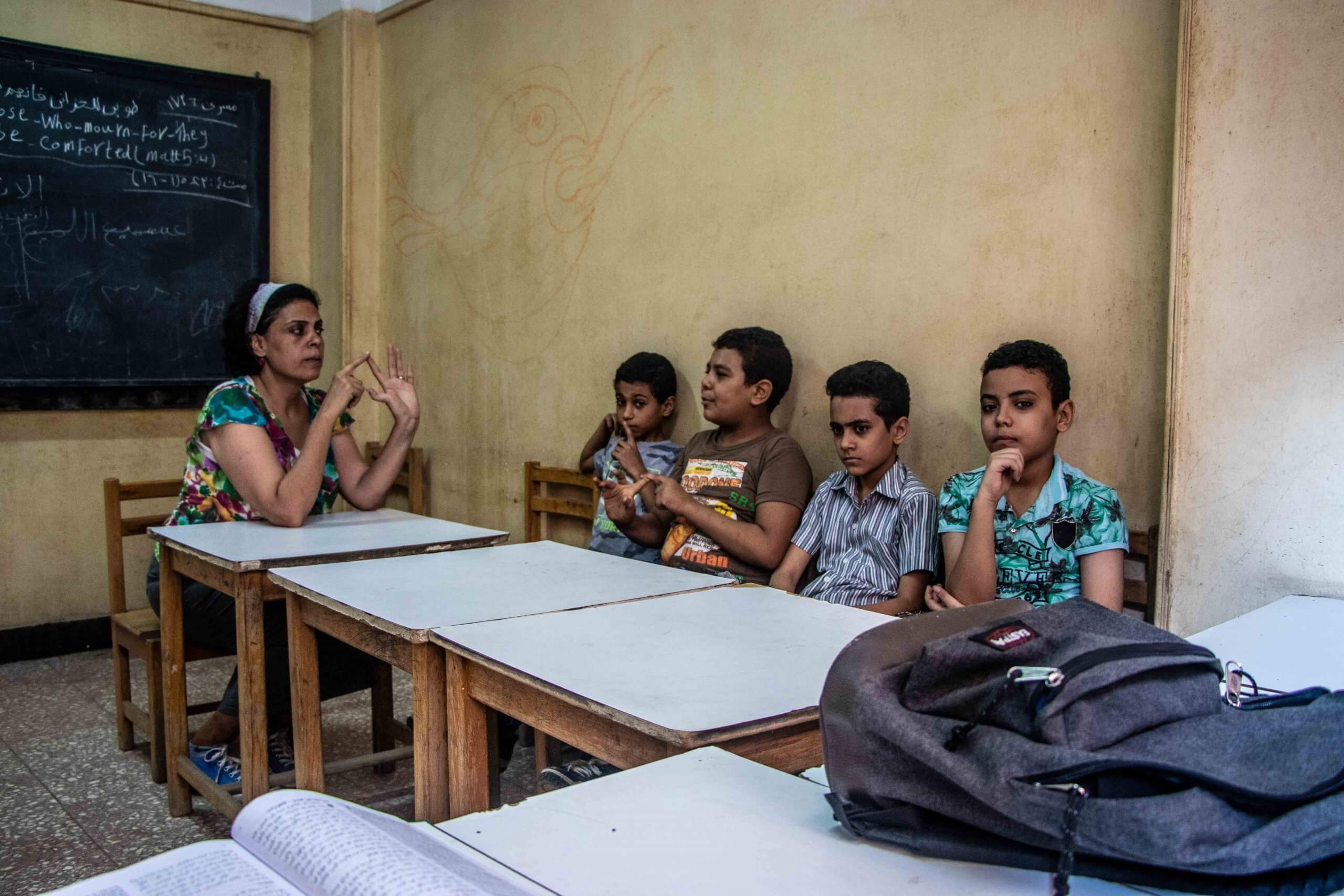 sos-chretiens-orient-egypte-enfants-chiffonniers-ecole-miss-marlene-bidonville-ezbet-el-nakhl