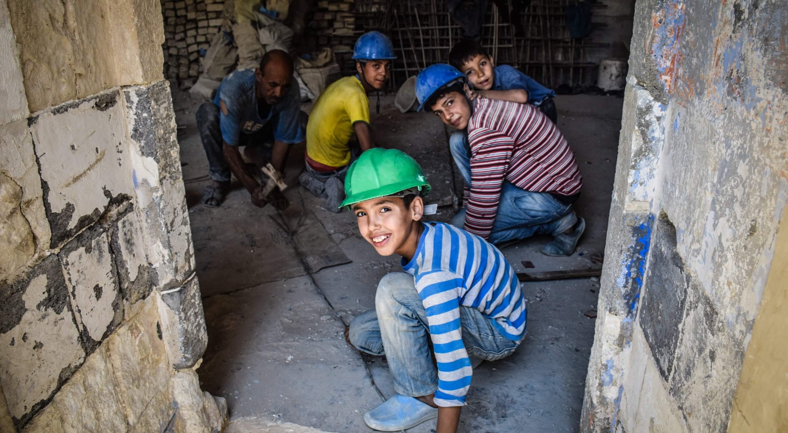 sos-chretiens-orient-syrie-chantier-reconstruction-ecole-application-damas-enfants