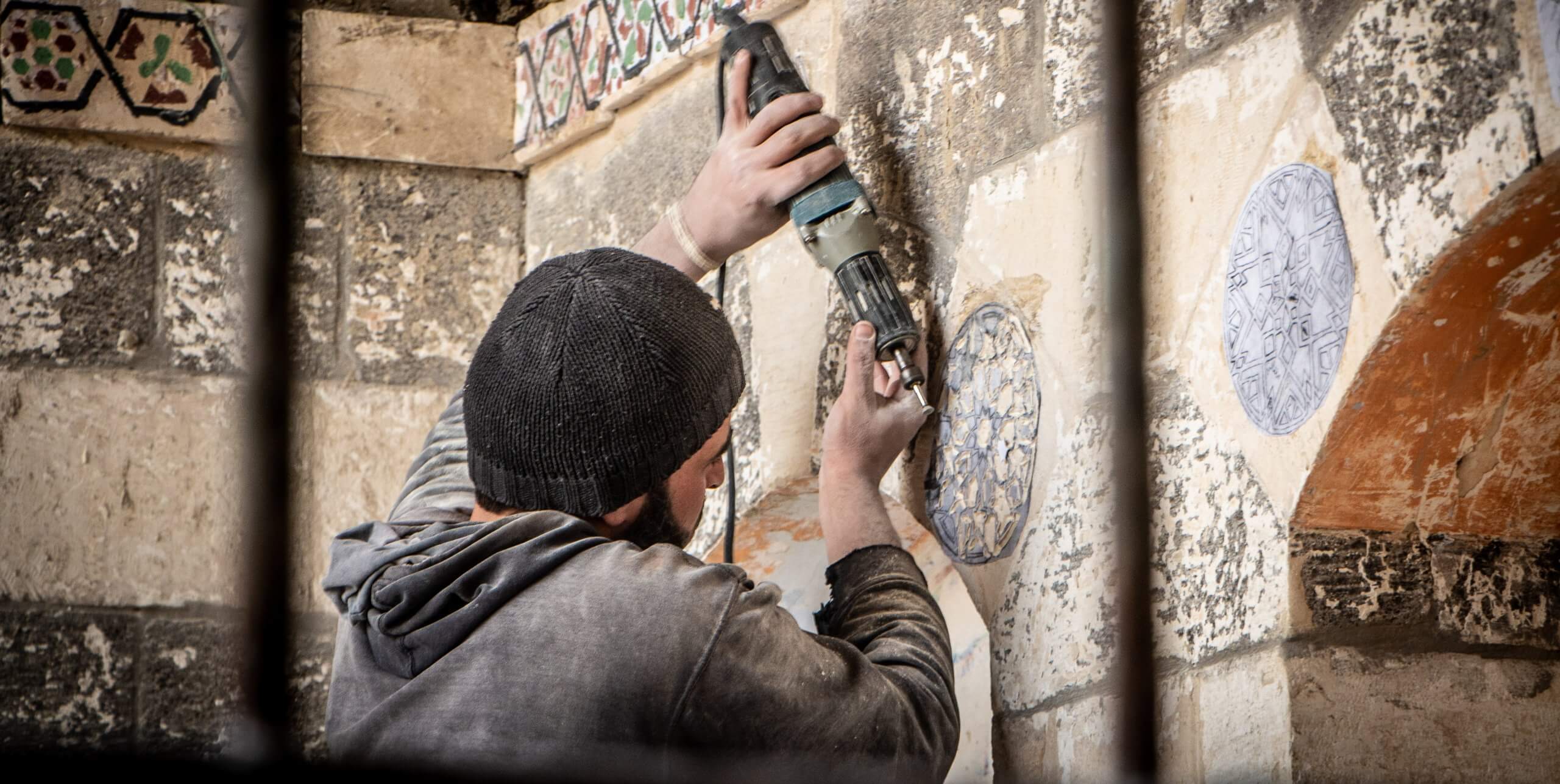 sos-chretiens-orient-syrie-chantier-reconstruction-ecole-application-damas-ouvriers