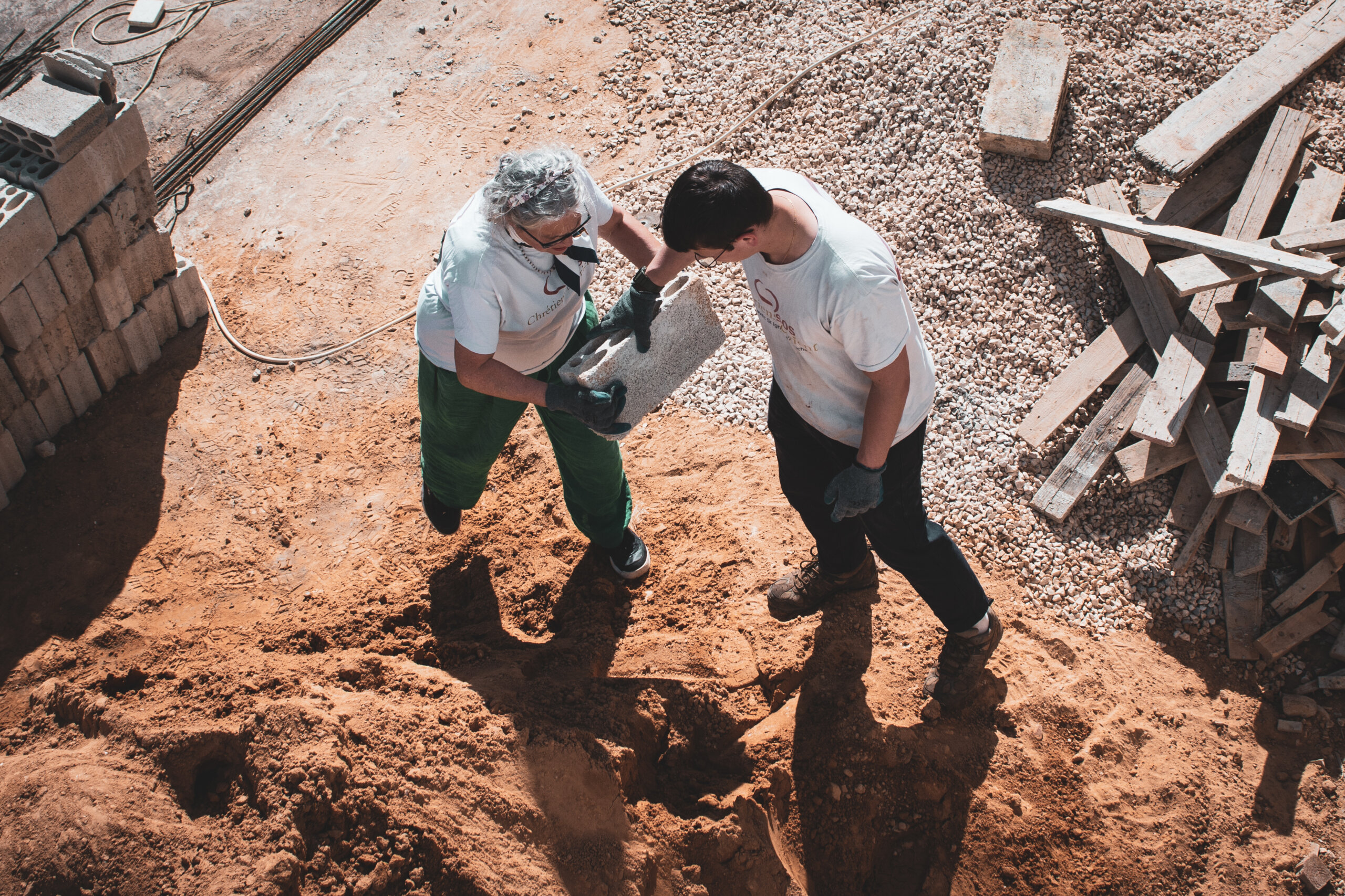 sos-chretiens-orient-liban-beyrouth-volontaires-chantier-reconstruction-quartier-port-de-beyrouth