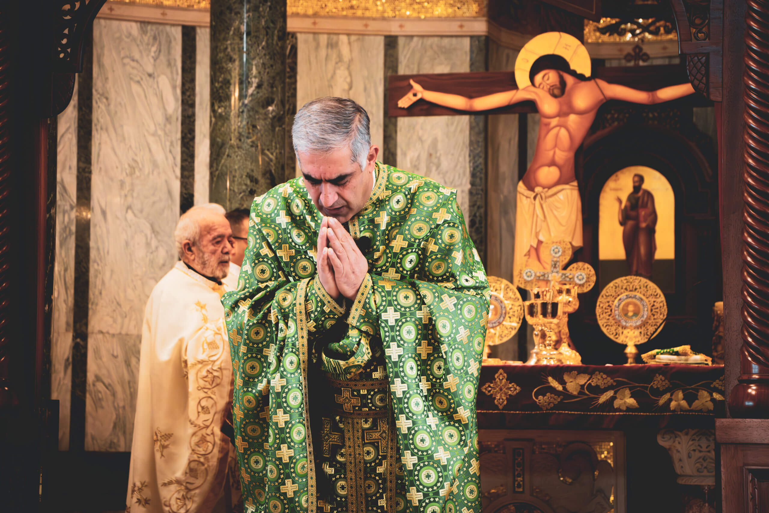 sos-chretiens-orient-liban-fete-des-rameaux-basilique-grecque-melkite-catholique-saint-paul-harissa-recteur