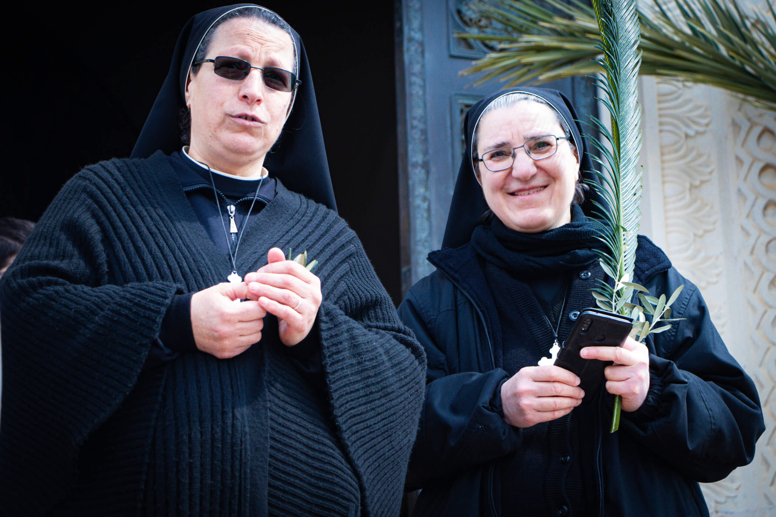 sos-chretiens-orient-liban-fete-des-rameaux-basilique-grecque-melkite-catholique-saint-paul-harissa-religieuses