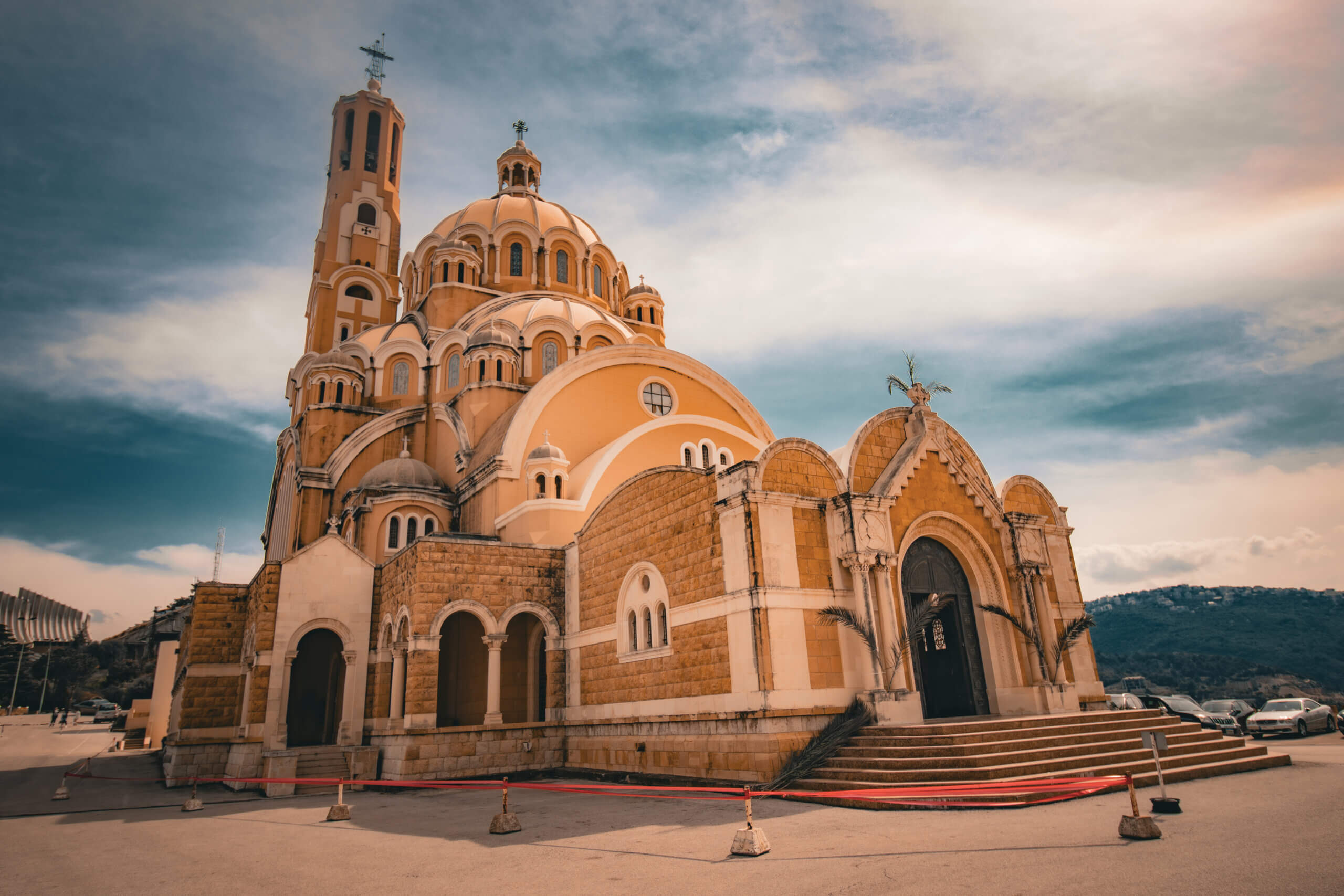 sos-chretiens-orient-liban-fete-des-rameaux-basilique-grecque-melkite-catholique-saint-paul-harissa